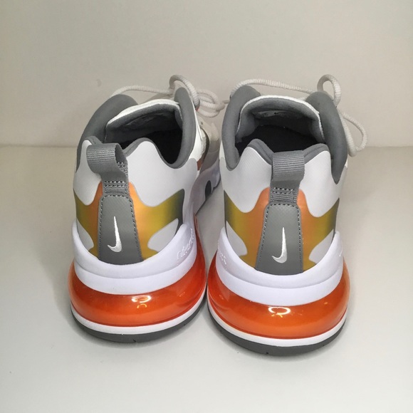 Nike Mens Air Max 270 React SE  White/Metal Sz10